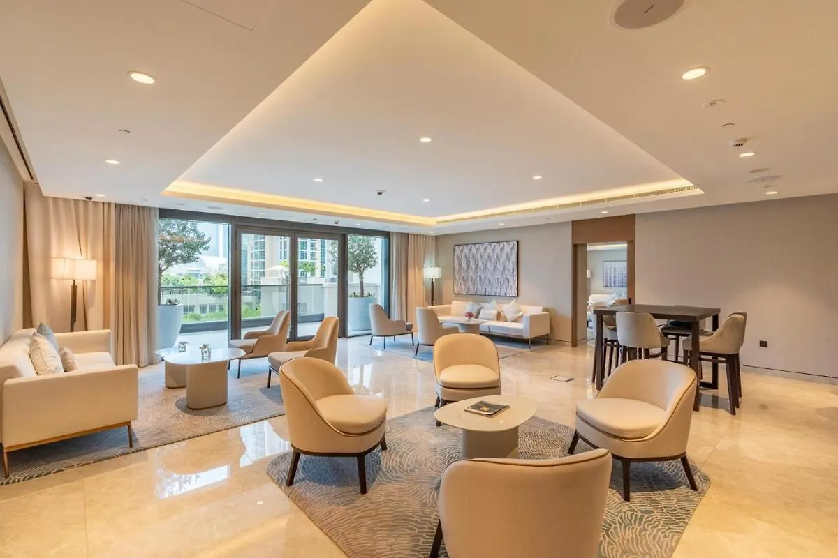 Brand New Apartment Next To Burj Khalifa And Dubai Mall