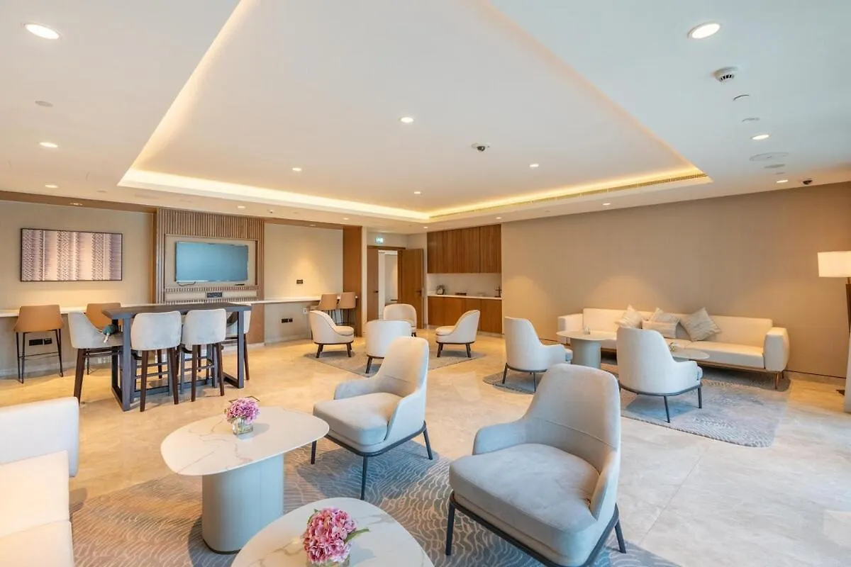 Brand New Apartment Next To Burj Khalifa And Dubai Mall 0*,
