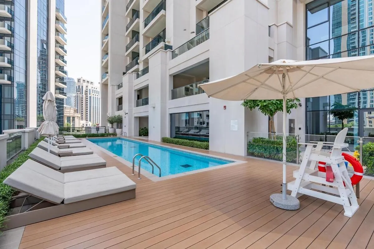 Brand New Apartment Next To Burj Khalifa And Dubai Mall United Arab Emirates
