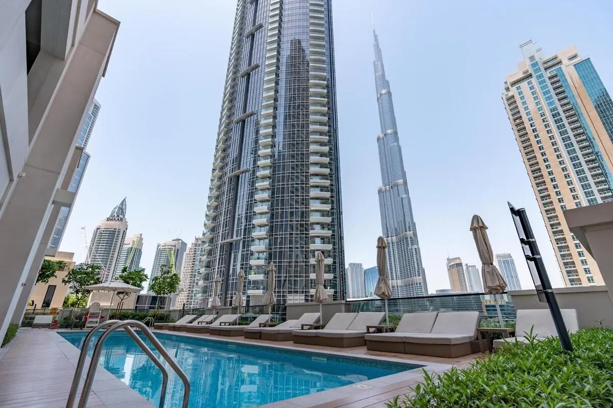 Brand New Apartment Next To Burj Khalifa And Dubai Mall