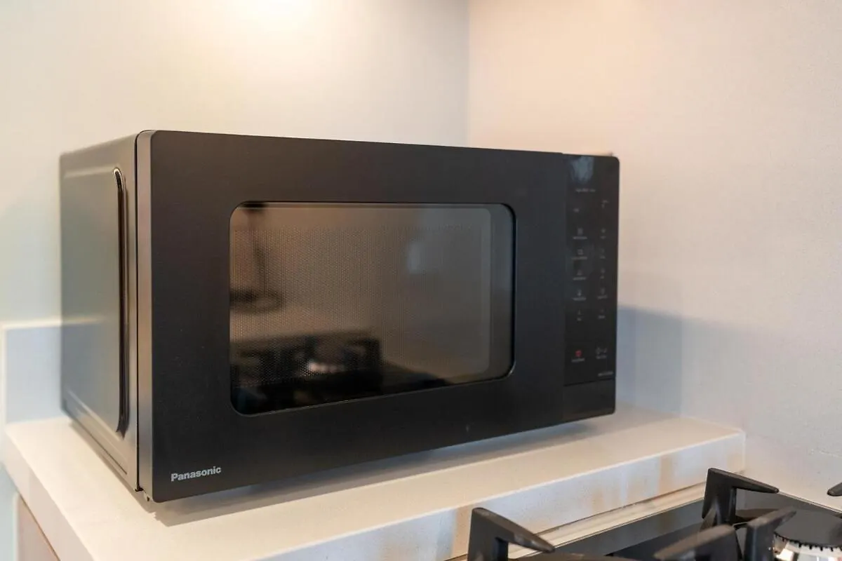 Brand New Apartment Next To Burj Khalifa And Dubai Mall